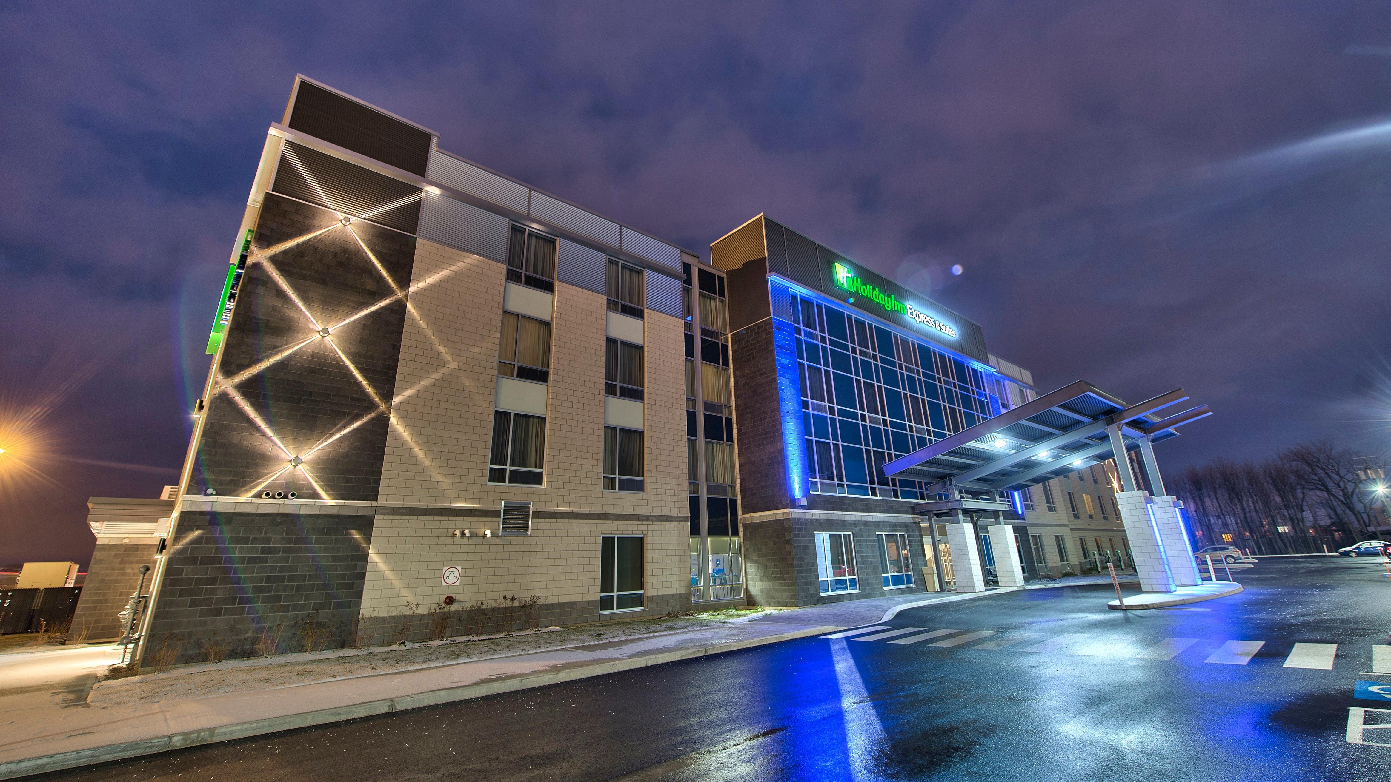 Holiday Inn Express & Suites Vaudreuil-Dorion By Ihg Экстерьер фото